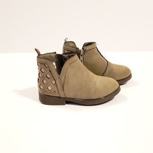 Osk Kosh Taupe Toddler Booties